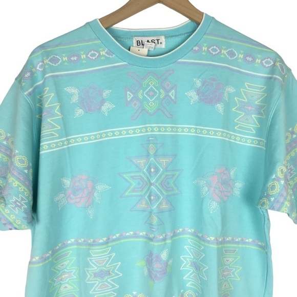VINTAGE Blast Short Sleeve Puff Sweatshirt Top Southwestern Roses Medium NWT - Picture 2 of 13